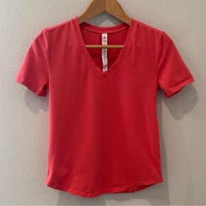 Lululemon Love V-Neck T-Shirt Pink Coral Women’s Size 0